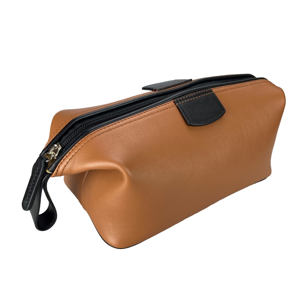 geo-trumper-wetpack-leder-sand-carbon-klein-superior-heritage image 1