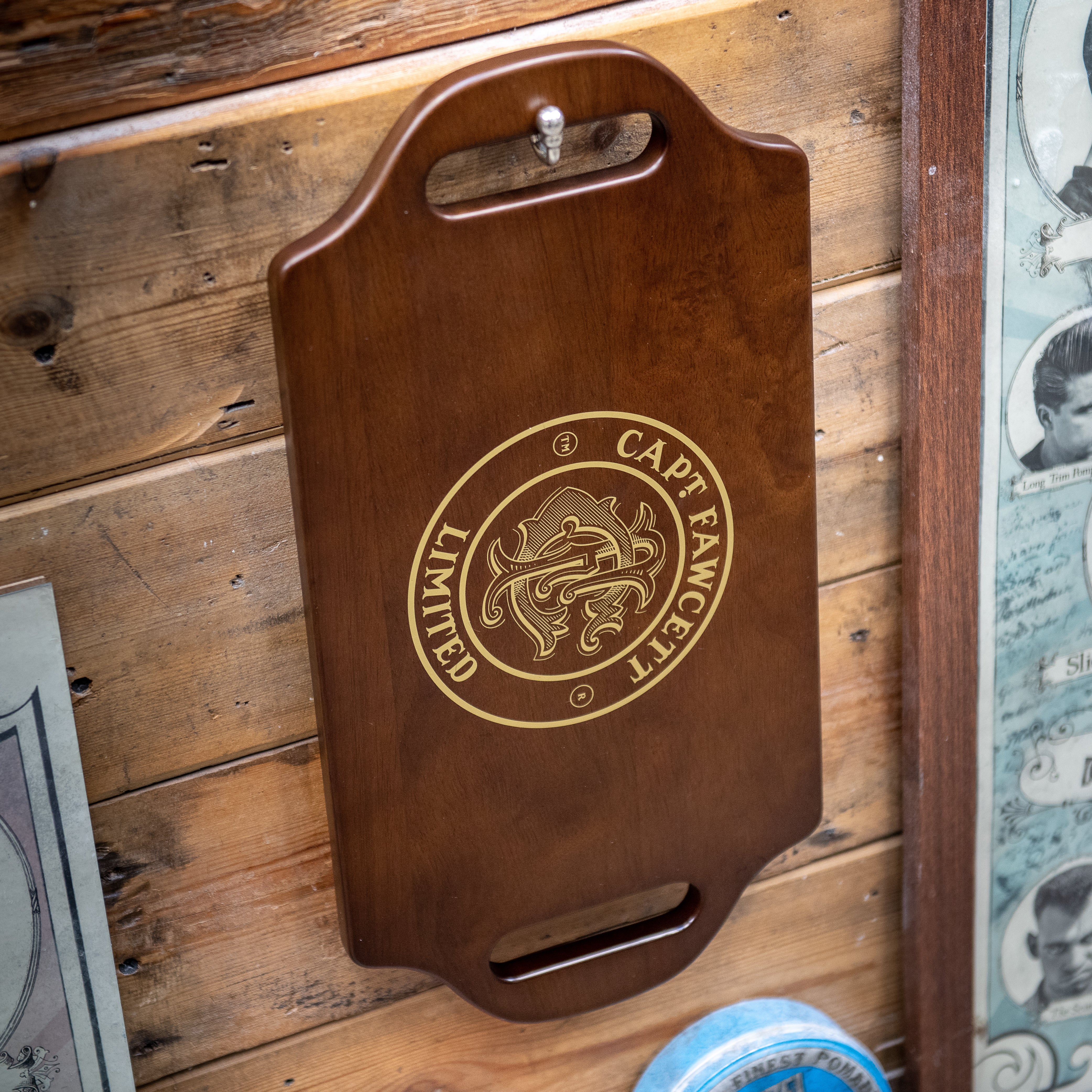 captain-fawcett-double-handed-wooden-mirror-barberspiegel-aus-massivholz image 3