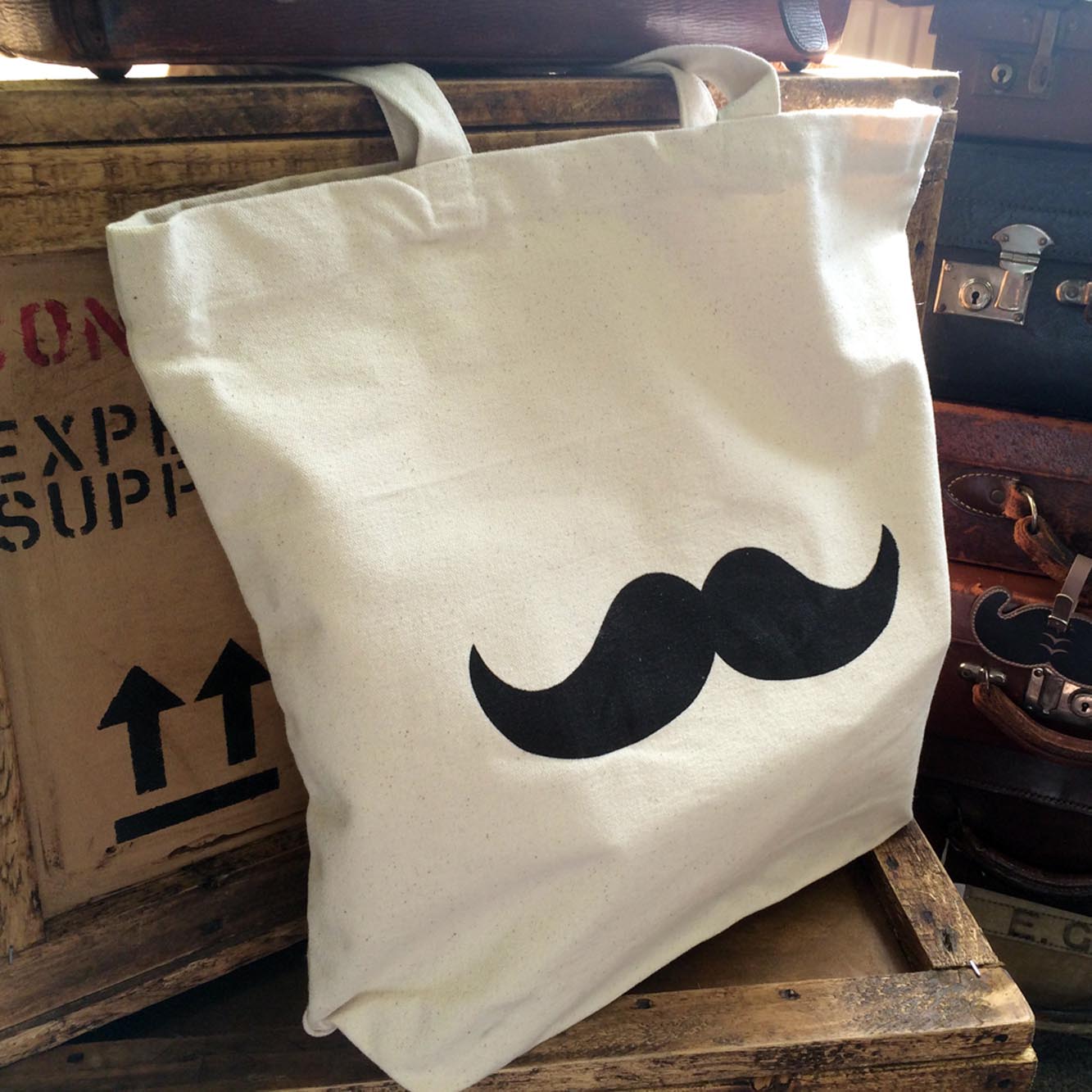 captain-fawcett-the-captain-s-tote-tragetasche-aus-vintage-material image 2