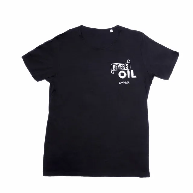 beyer-s-oil-t-shirt-schwarz-bio-baumwolle-mit-brust-logo image 1