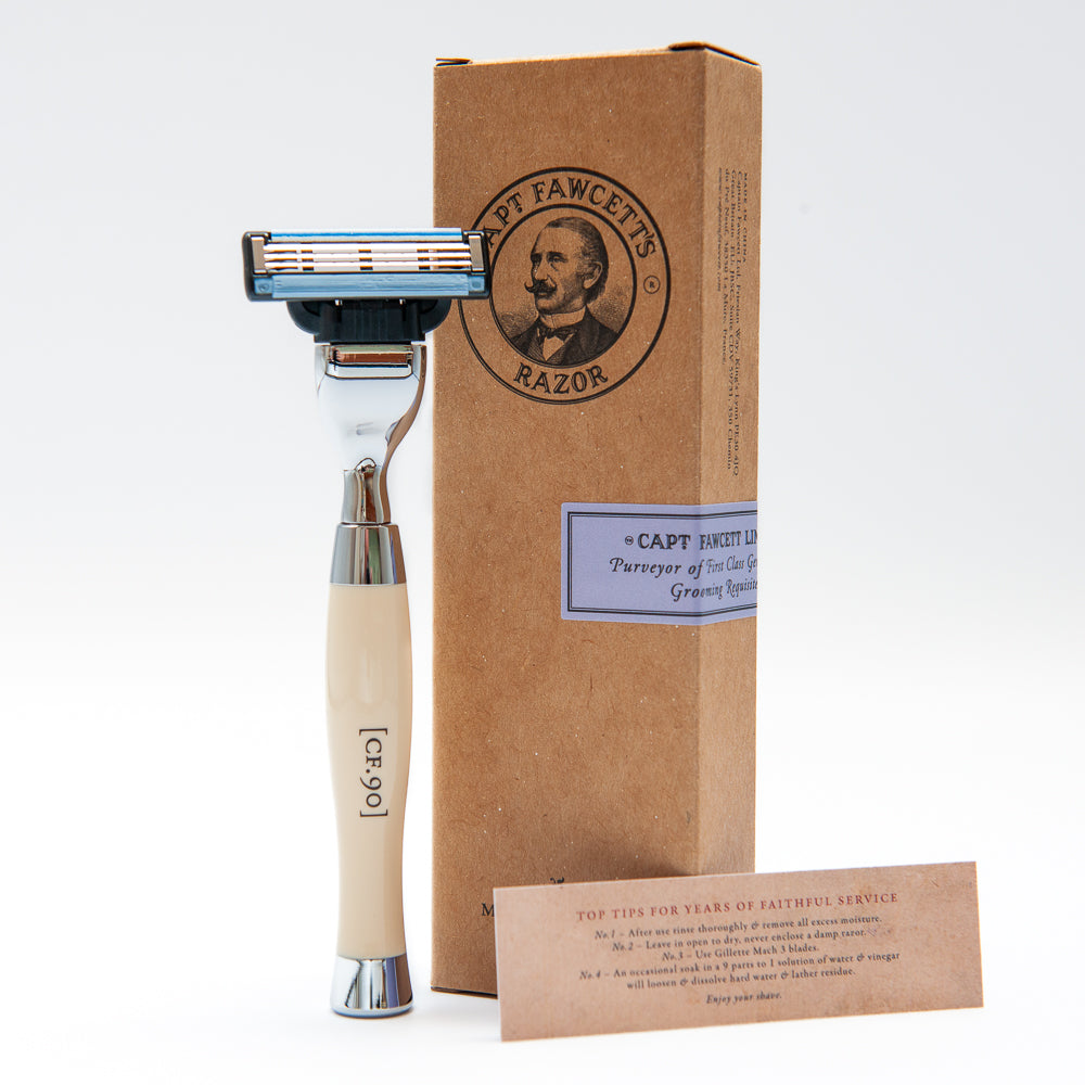 captain-fawcett-finest-hand-crafted-safety-razor-rasierhobel-imitat-elfenbein image 3